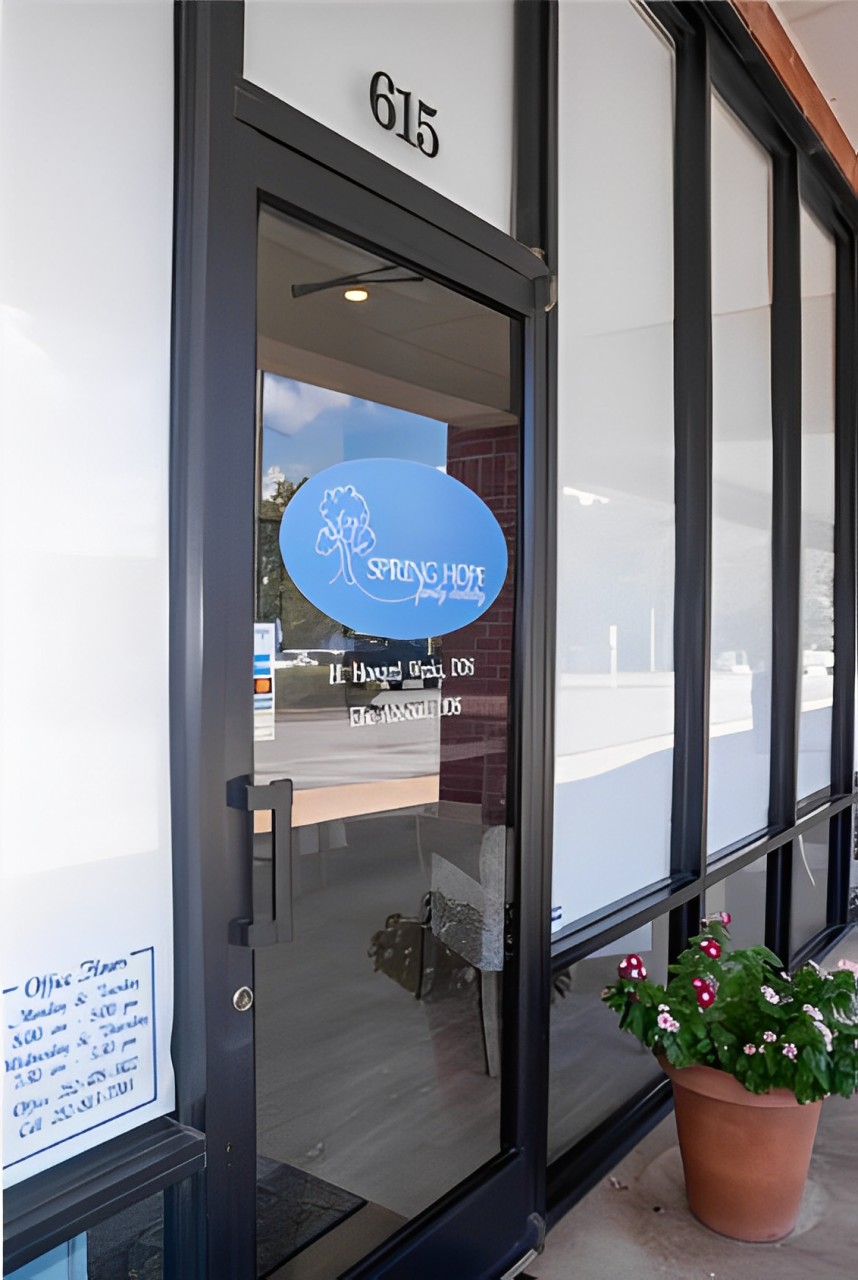 Spring Hope Family Dentistry entry door